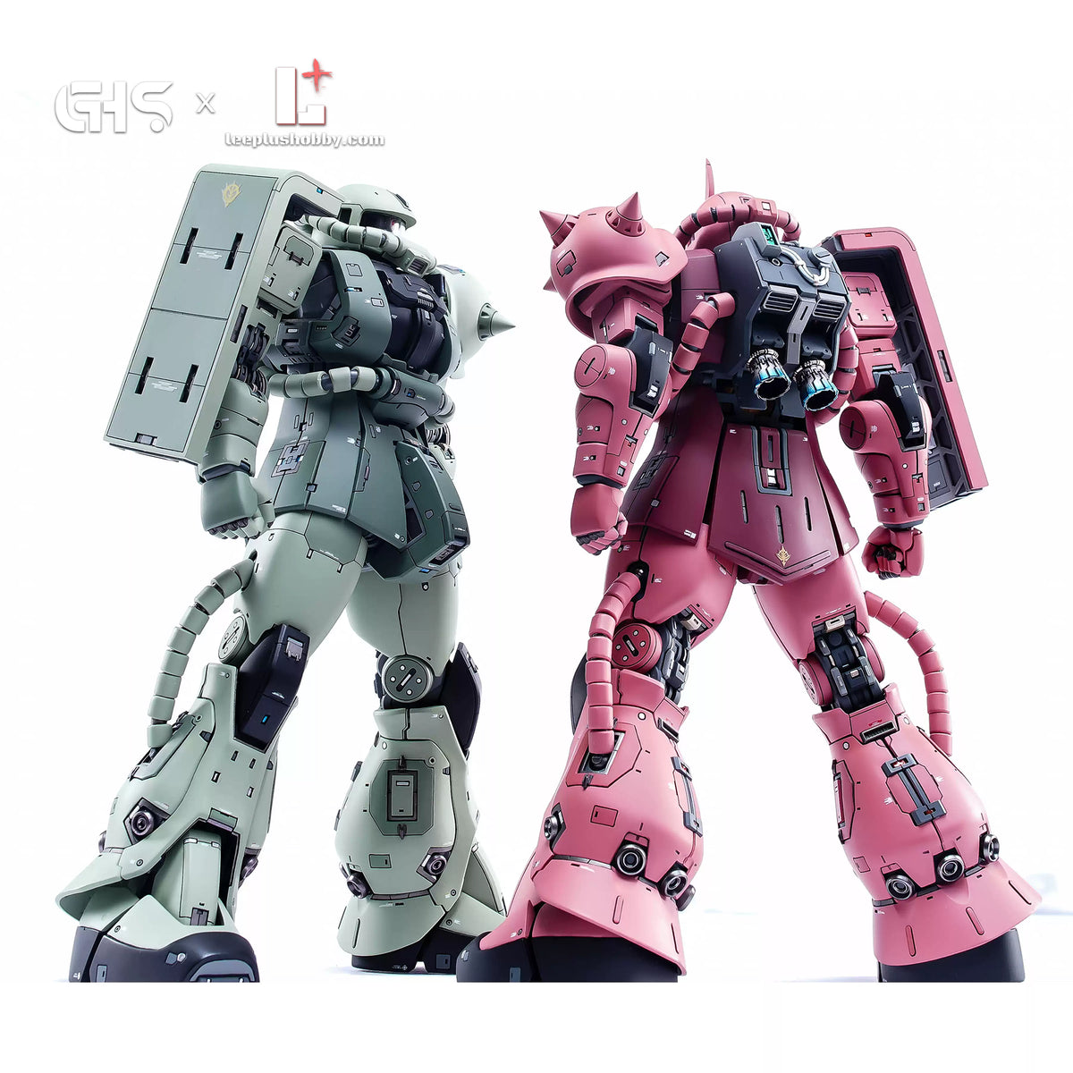 GHS MG 1/100 MS-06S Zaku Ver. 2.0 conversion — green front view beside red rear view