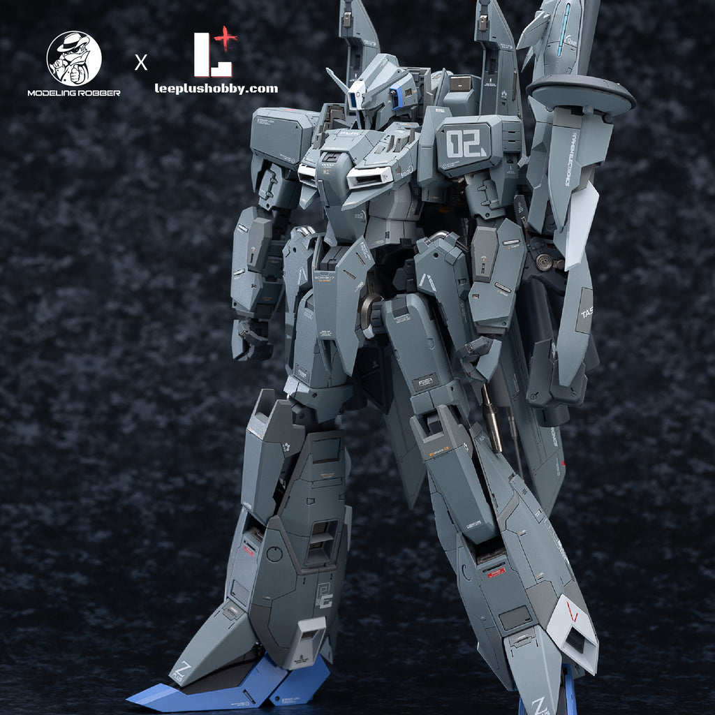 Modeling Robber 1/100 MSZ-006 Z Plus C1 resin kit — full-body standing view at an angle