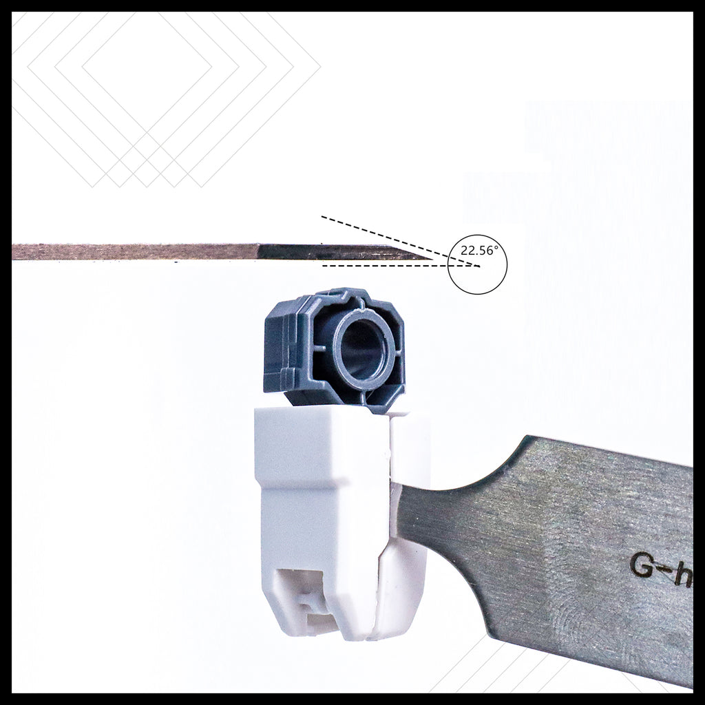 G-Host Parts Separator Set — separator tip positioned between model parts