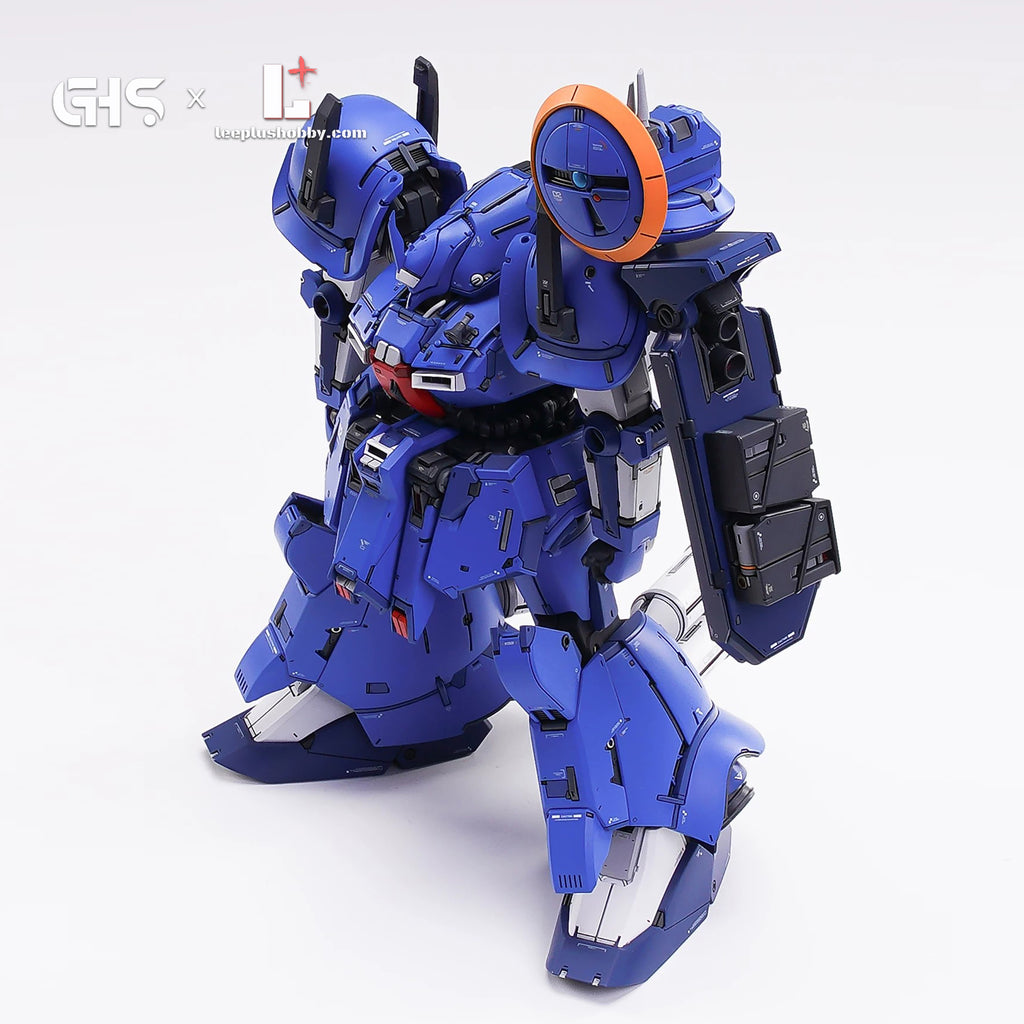 GHS 1/100 RMS-14 Xeku-Eins resin kit — standing model with orange-rimmed shoulder equipment