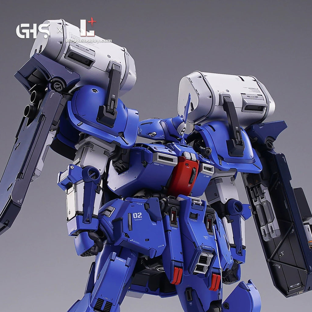 GHS 1/100 RMS-14 Xeku-Eins resin kit — chest and shoulder-mounted equipment close-up