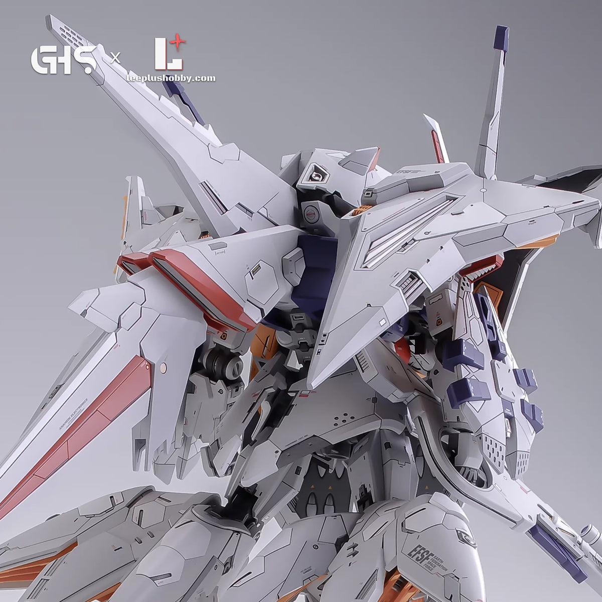 GHS HG 1/144 RX-104FF Penelope conversion — backpack and rear flight equipment close-up